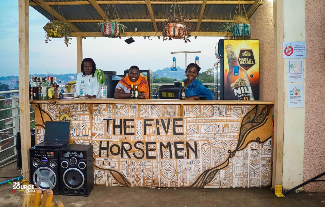 The Five Horsemen Vandrerhjem Kampala Eksteriør bilde